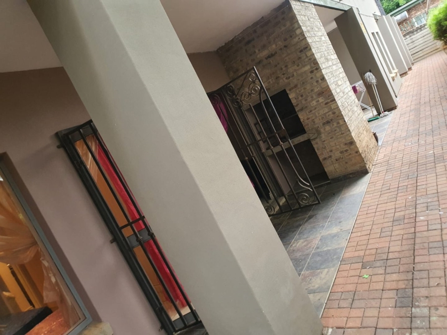 1 Bedroom Property for Sale in Die Bult North West